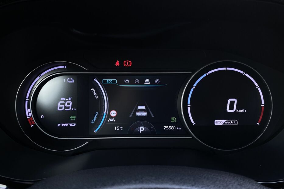Продам Kia Niro ПідгрівсидінькермаСліпізониJBL 2020 року у Львові