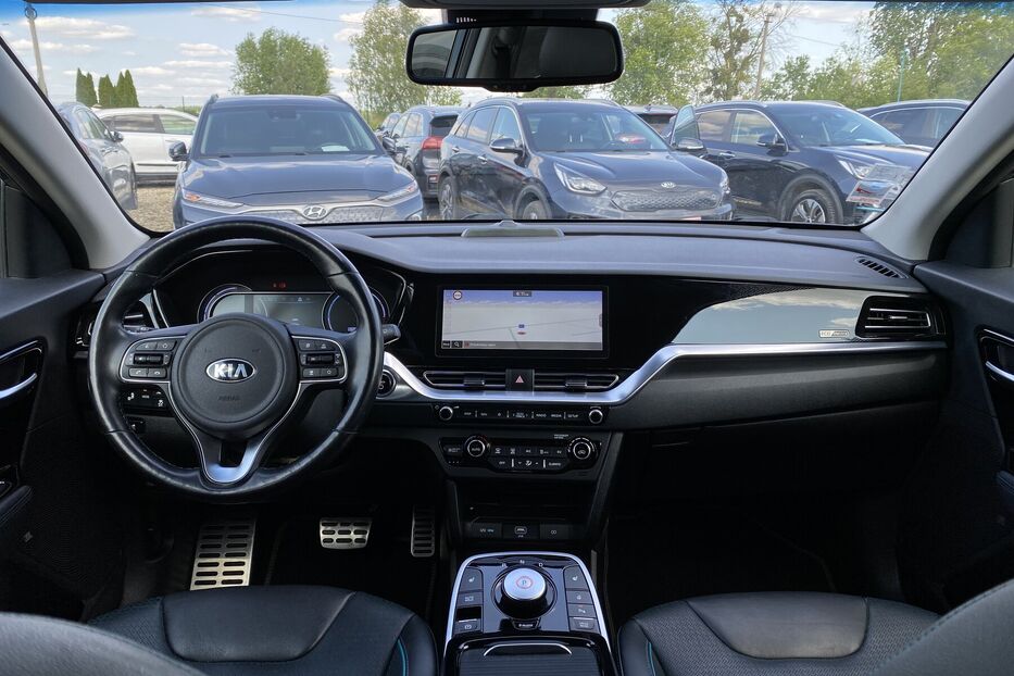 Продам Kia Niro ПідгрівсидінькермаСліпізониJBL 2020 року у Львові