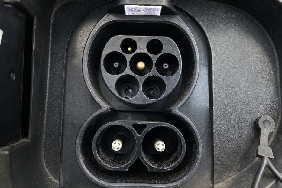 Продам Kia Niro ПідгрівсидінькермаСліпізониJBL 2020 року у Львові