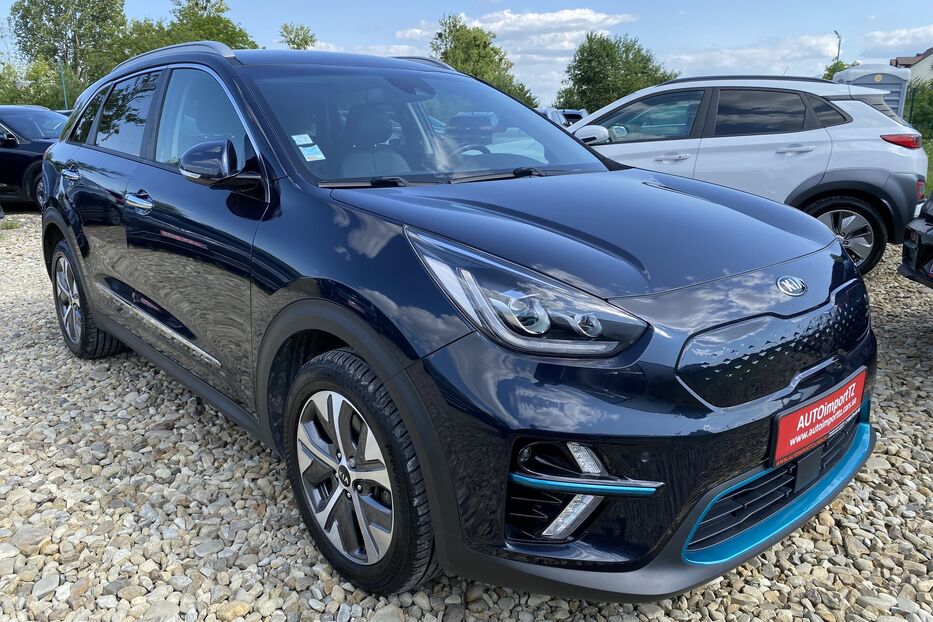 Продам Kia Niro ПідгрівсидінькермаСліпізониJBL 2020 року у Львові