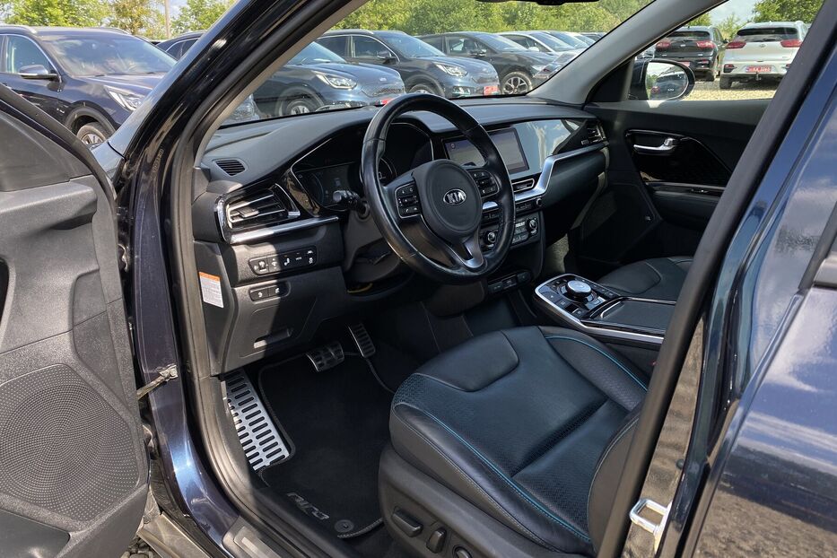 Продам Kia Niro ПідгрівсидінькермаСліпізониJBL 2020 року у Львові