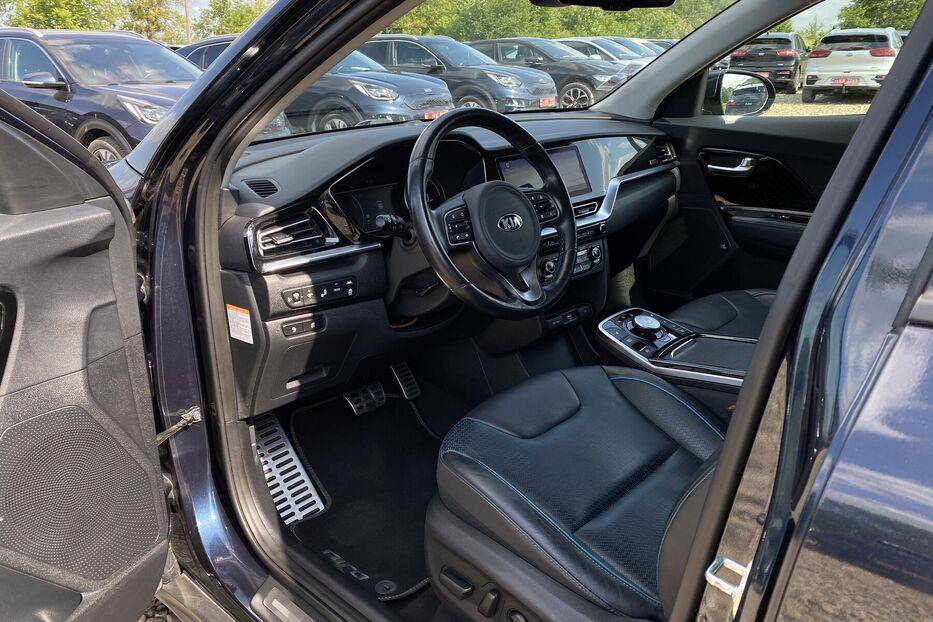 Продам Kia Niro ПідгрівсидінькермаСліпізониJBL 2020 року у Львові