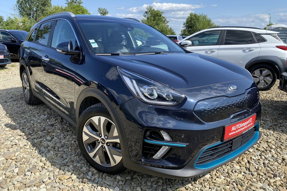 Продам Kia Niro ПідгрівсидінькермаСліпізониJBL 2020 року у Львові