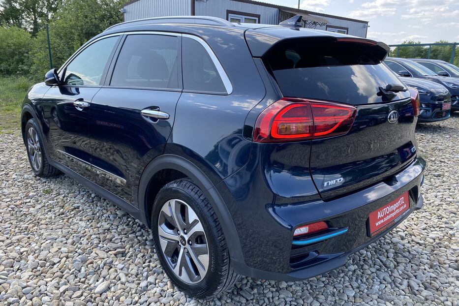 Продам Kia Niro ПідгрівсидінькермаСліпізониJBL 2020 року у Львові