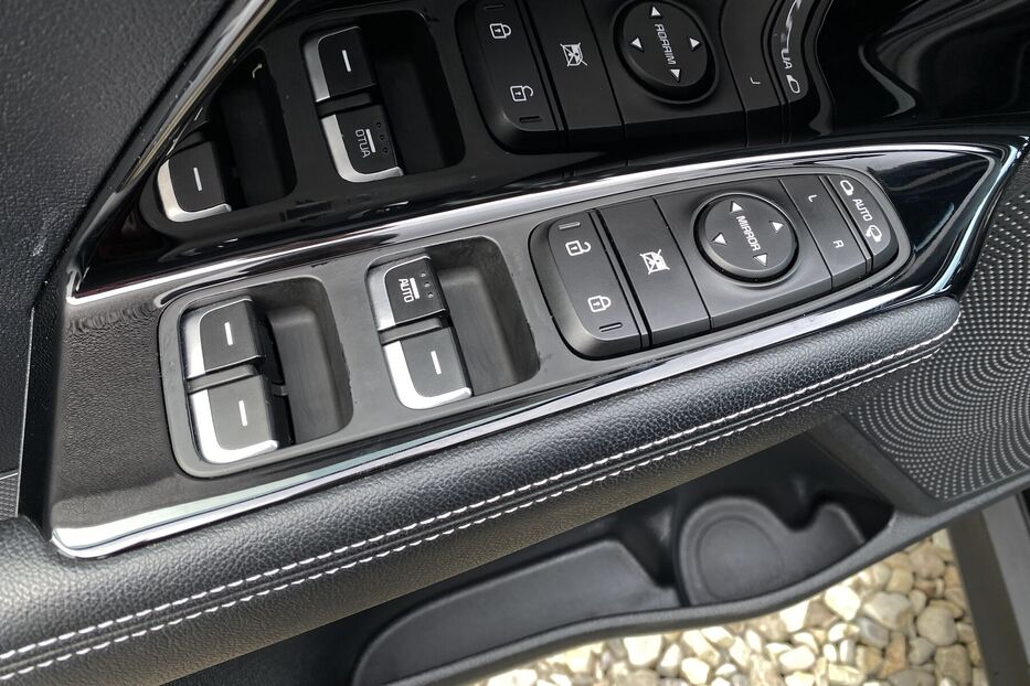 Продам Kia Niro 64кВтТепловийПідгрвсидінькерма 2021 року у Львові