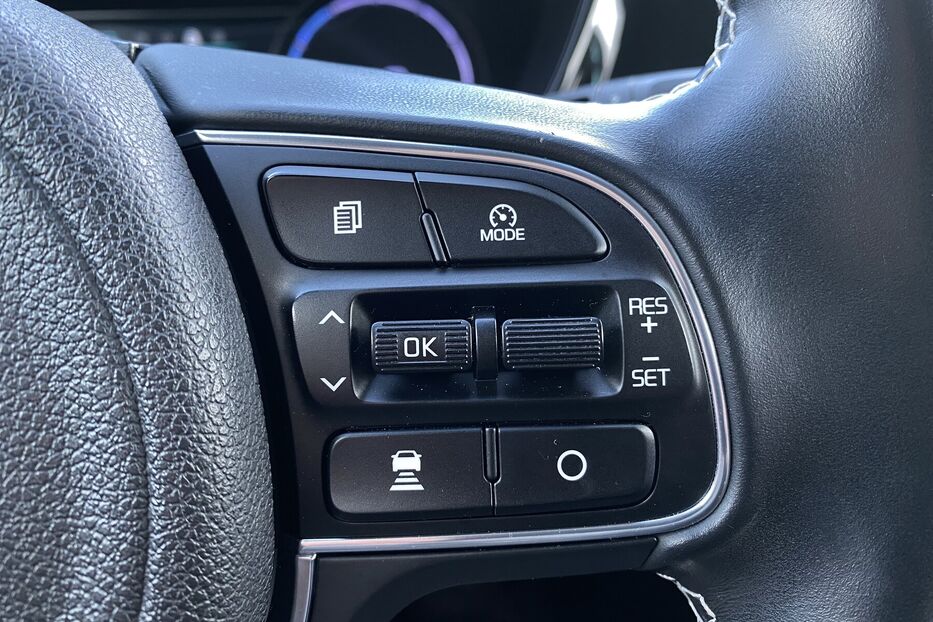 Продам Kia Niro 64кВтТепловийПідгрвсидінькерма 2021 року у Львові