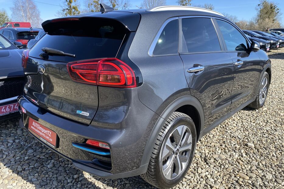 Продам Kia Niro 64кВтТепловийПідгрвсидінькерма 2021 року у Львові