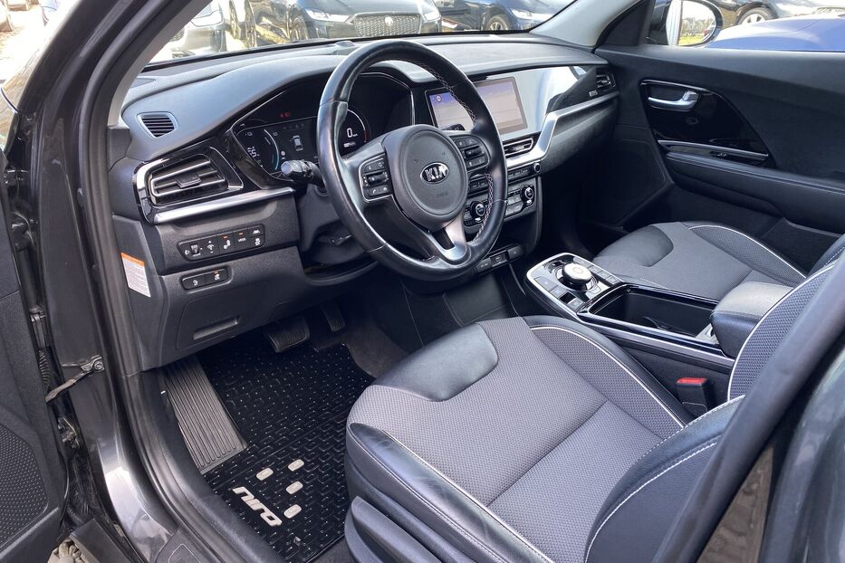 Продам Kia Niro 64кВтТепловийПідгрвсидінькерма 2021 року у Львові