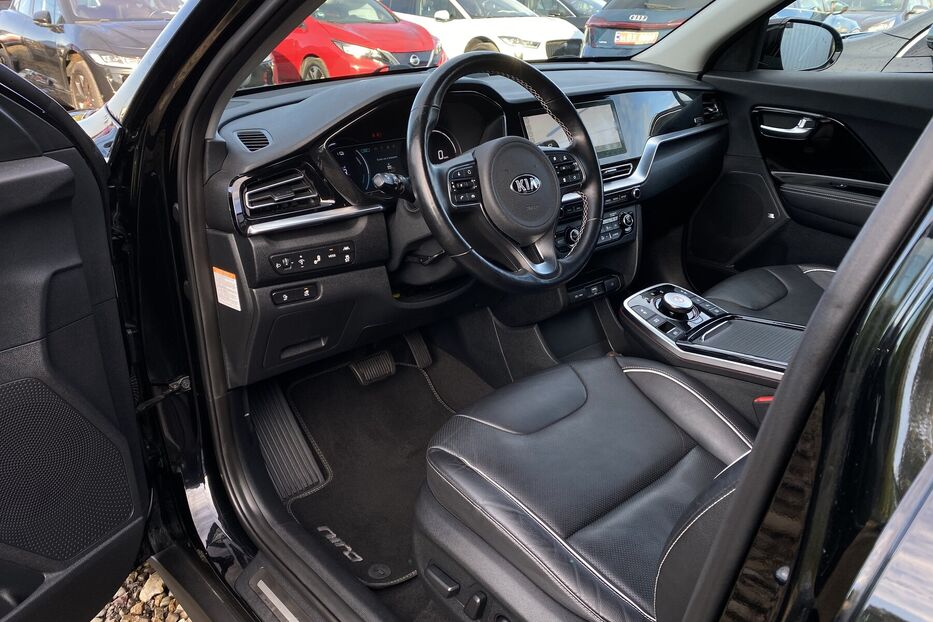 Продам Kia e-Niro 64kWhМакс.комплектаціяPrestige 2020 року у Львові