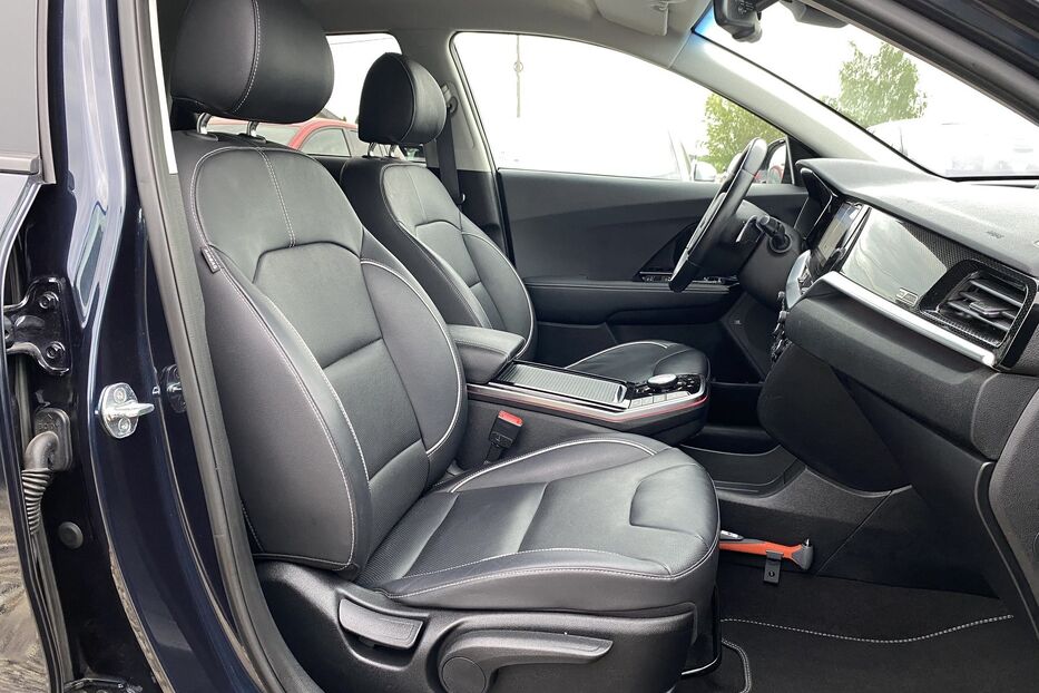 Продам Kia e-Niro 64kWhМакс.комплектаціяPrestige 2020 року у Львові