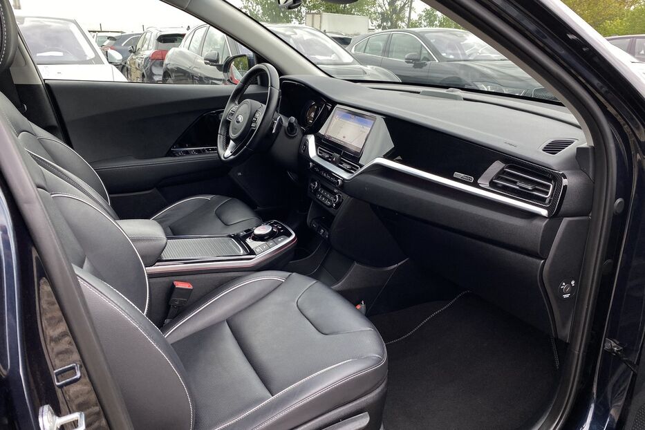Продам Kia e-Niro 64kWhМакс.комплектаціяPrestige 2020 року у Львові