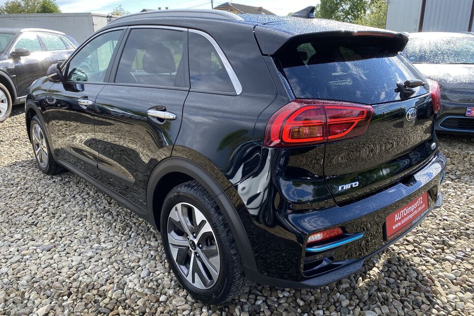 Продам Kia e-Niro 64kWhМакс.комплектаціяPrestige 2021 року у Львові