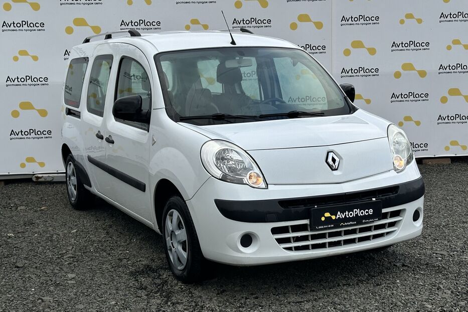 Продам Renault Kangoo пас. 2013 року у Луцьку