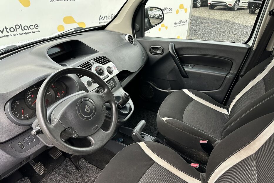 Продам Renault Kangoo пас. 2013 року у Луцьку