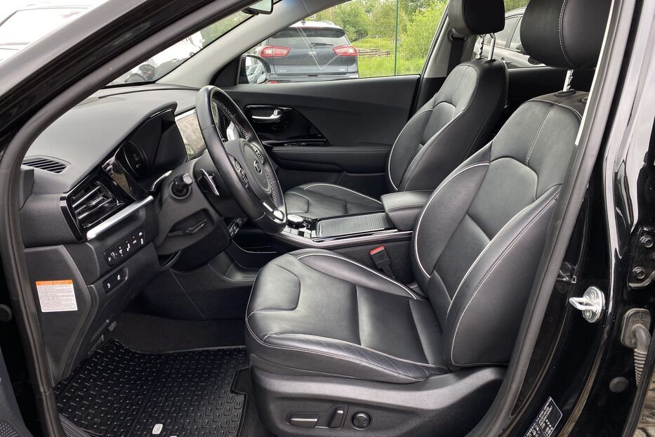 Продам Kia e-Niro 64kWhМакс.комплектаціяPrestige 2020 року у Львові