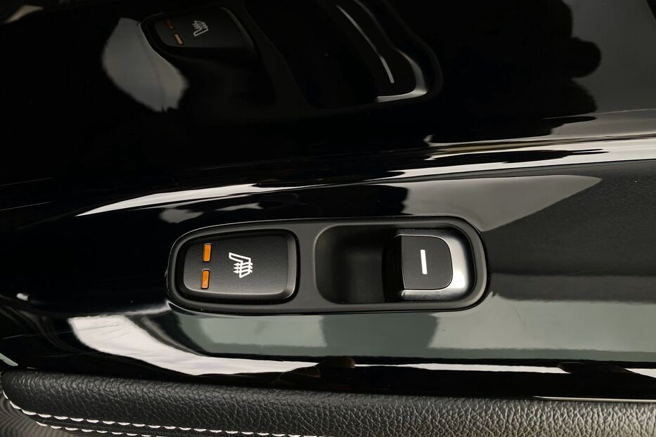 Продам Kia e-Niro 64kWhМакс.комплектаціяPrestige 2020 року у Львові