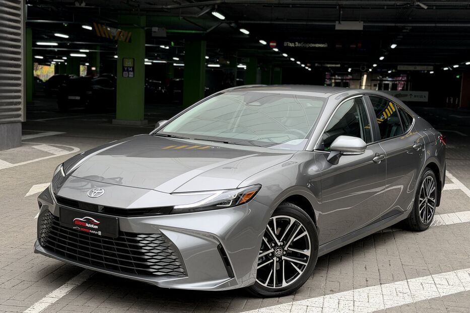Продам Toyota Camry XLE HEV e-CVT AWD 2025 року у Києві