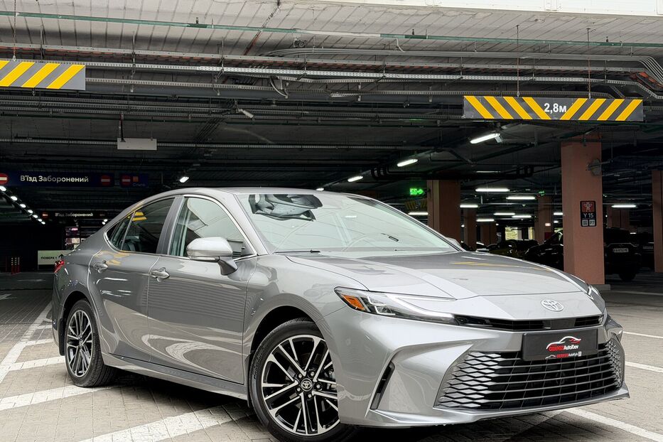 Продам Toyota Camry XLE HEV e-CVT AWD 2025 року у Києві