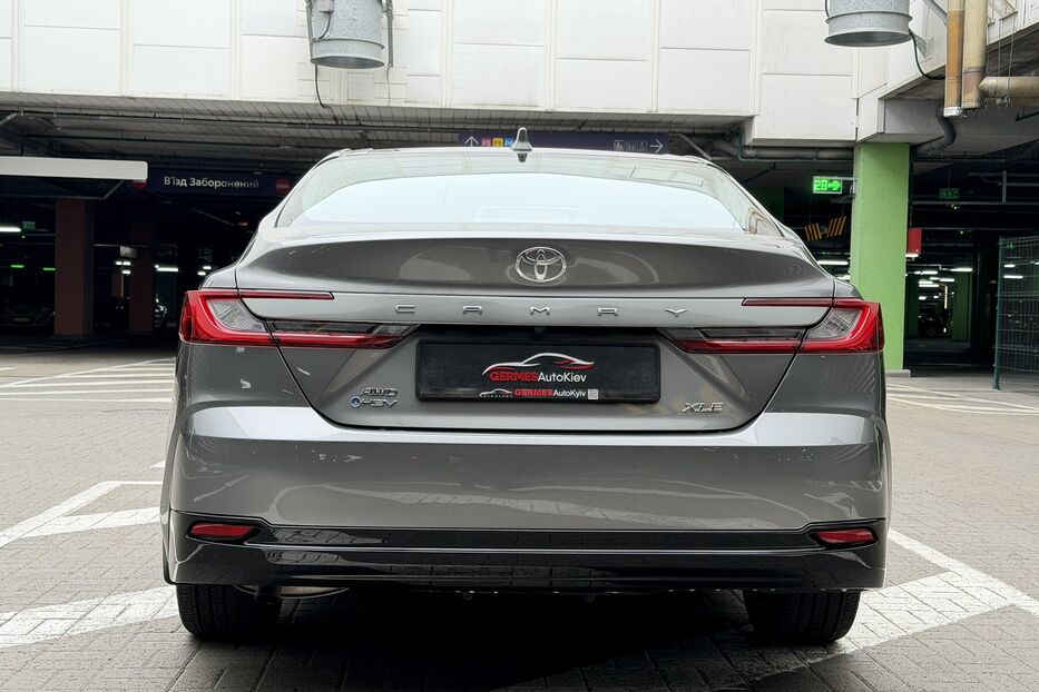 Продам Toyota Camry XLE HEV e-CVT AWD 2025 року у Києві