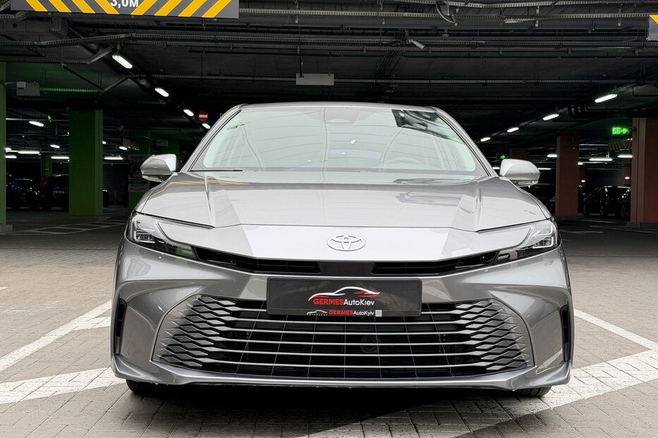 Продам Toyota Camry XLE HEV e-CVT AWD 2025 року у Києві