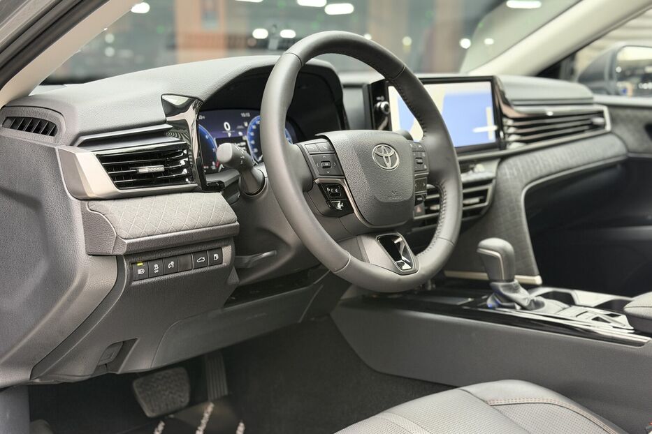 Продам Toyota Camry XLE HEV e-CVT AWD 2025 року у Києві