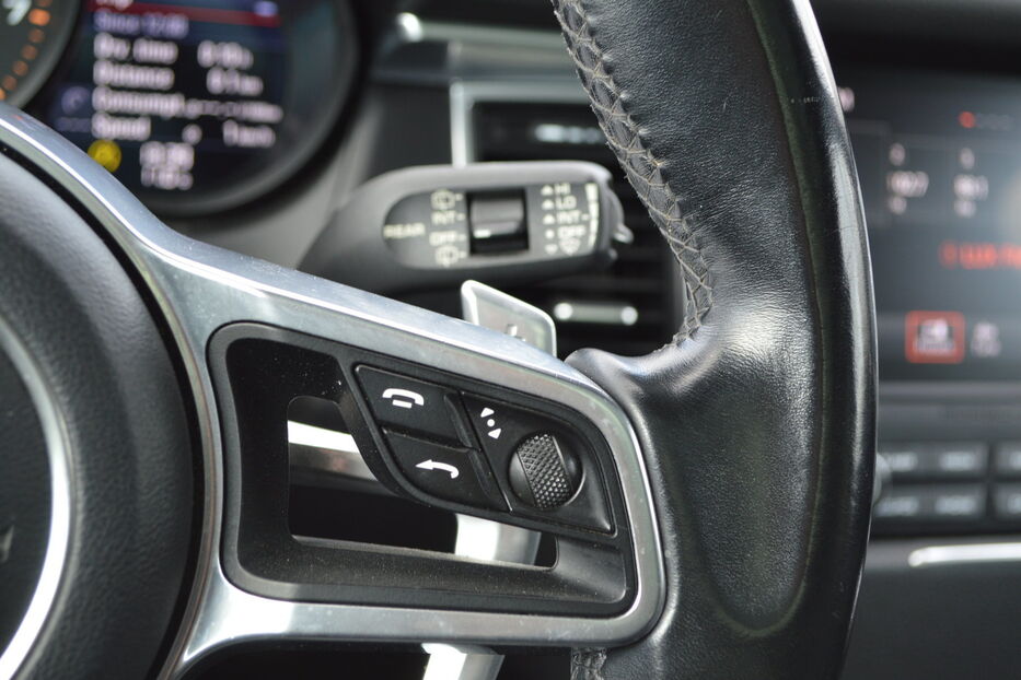 Продам Porsche Macan 2017 року у Одесі
