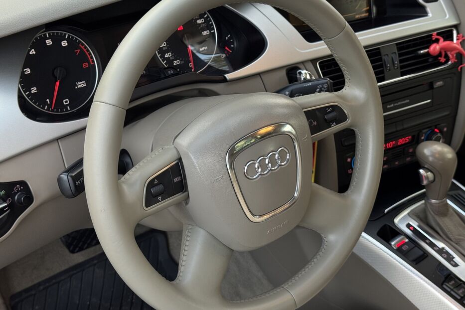 Продам Audi A4 B8 Quattro (211k.c) 2010 року у м. Умань, Черкаська область