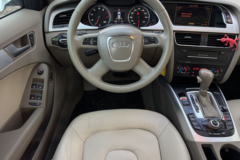 Продам Audi A4 B8 Quattro (211k.c) 2010 року у м. Умань, Черкаська область