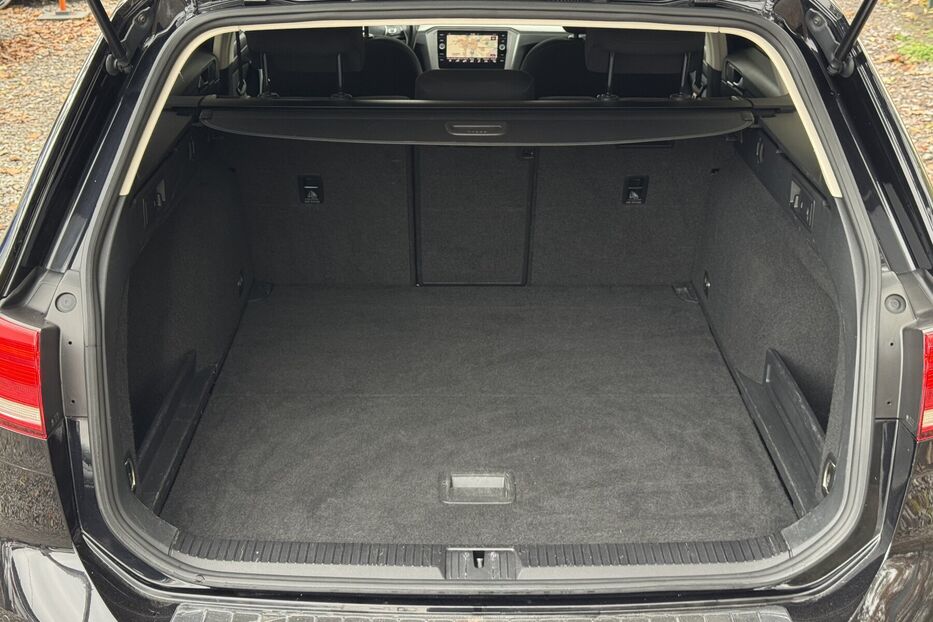 Продам Volkswagen Passat B8 2.0TDI DSG (150 k.c) 2018 року у м. Умань, Черкаська область