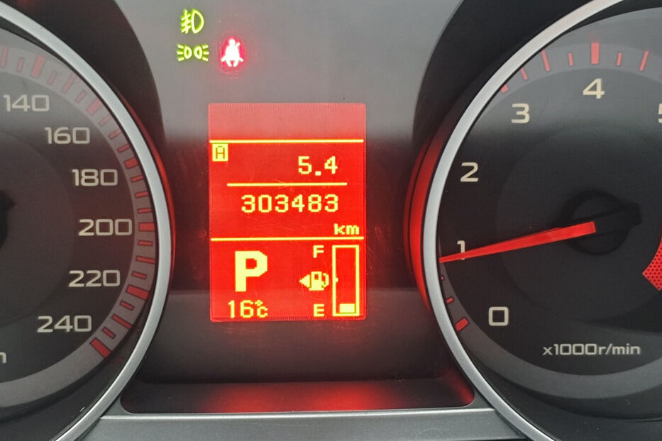 Продам Mitsubishi Outlander XL 3.0 AT (220 к.с.) 2008 року у Києві
