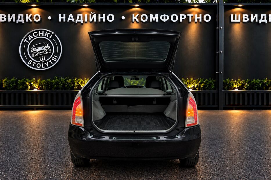 Продам Toyota Prius 1.8 e-CVT (99 к.с.) 2014 року у Києві