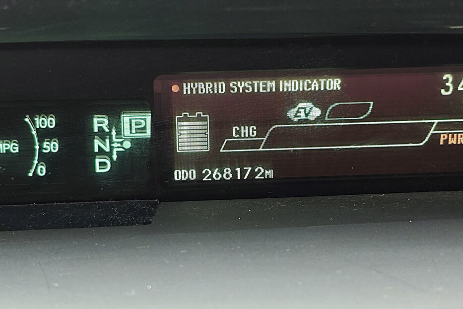 Продам Toyota Prius 1.8 e-CVT (99 к.с.) 2014 року у Києві