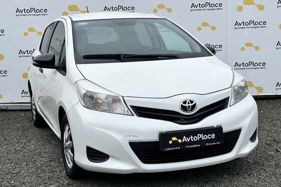 Продам Toyota Yaris 2012 року у Луцьку
