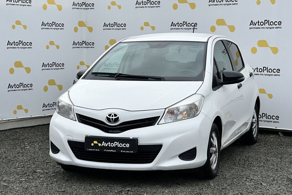 Продам Toyota Yaris 2012 року у Луцьку
