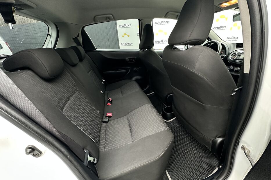 Продам Toyota Yaris 2012 року у Луцьку