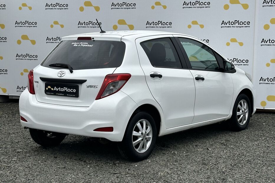 Продам Toyota Yaris 2012 року у Луцьку