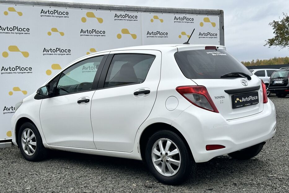 Продам Toyota Yaris 2012 року у Луцьку