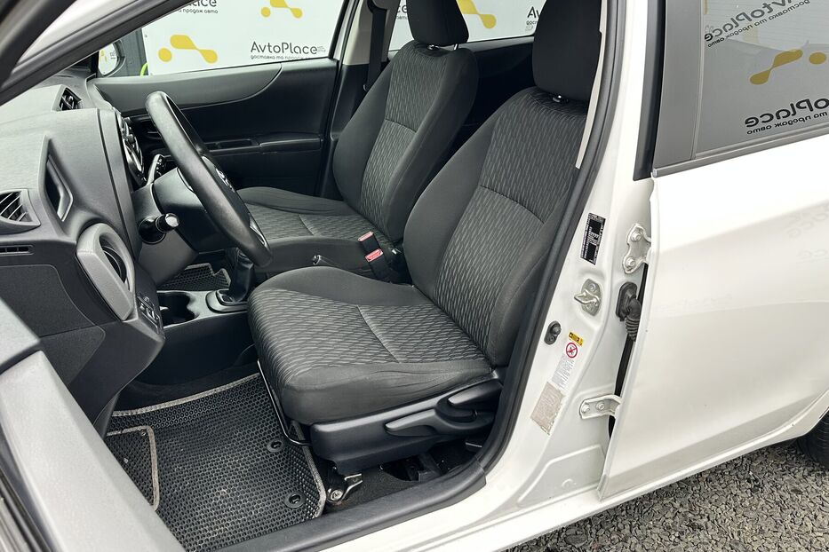 Продам Toyota Yaris 2012 року у Луцьку