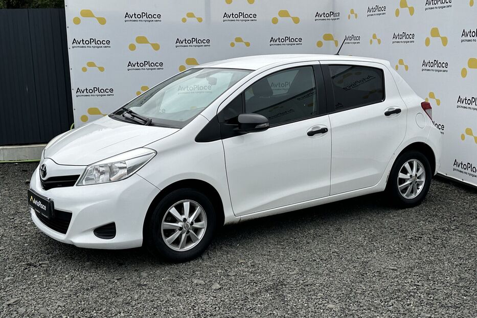 Продам Toyota Yaris 2012 року у Луцьку