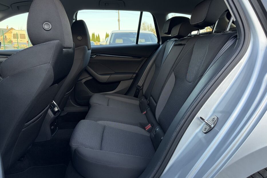 Продам Skoda Octavia A8  2.0 TDI 150к.с КАМЕРА 2022 року у Львові