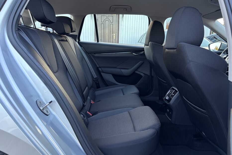 Продам Skoda Octavia A8  2.0 TDI 150к.с КАМЕРА 2022 року у Львові