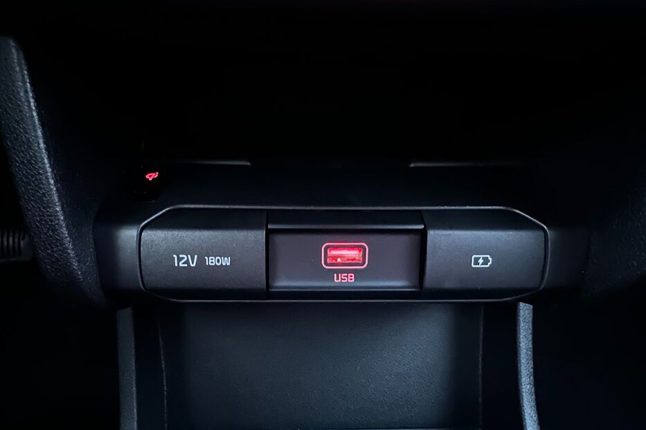 Продам Kia e-Niro 64кВт Макс.комплектація! 2020 року у Львові