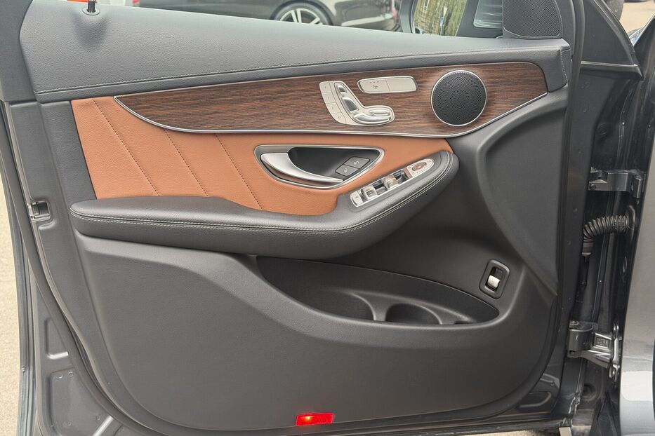 Продам Mercedes-Benz GLC-Class 220d 2023 року у Києві