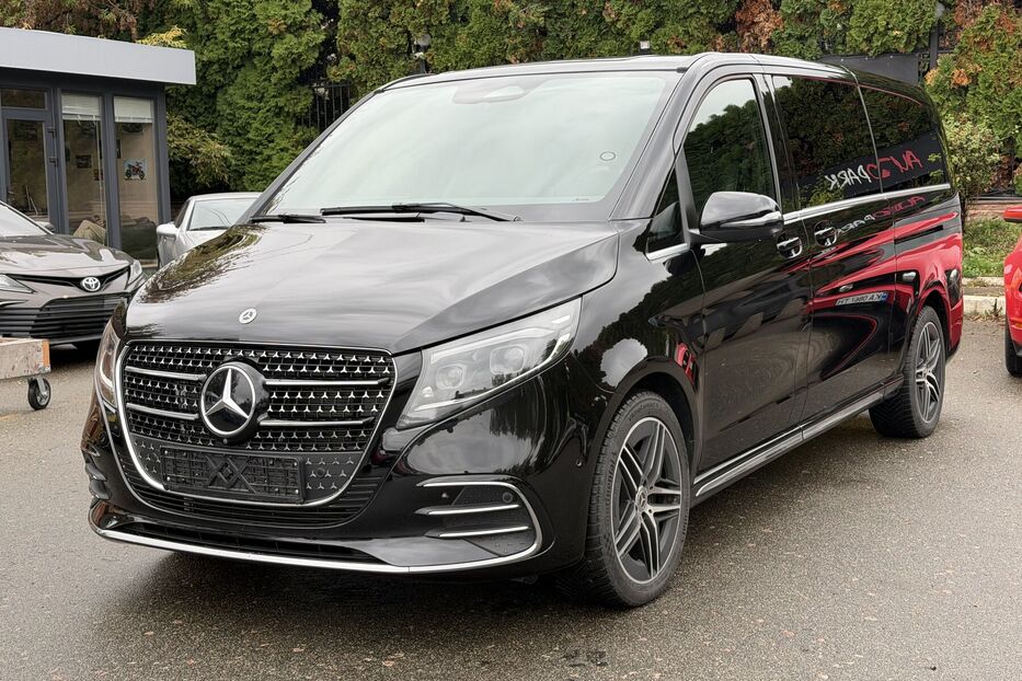 Продам Mercedes-Benz V-Class 300 AMG 2024 року у Києві