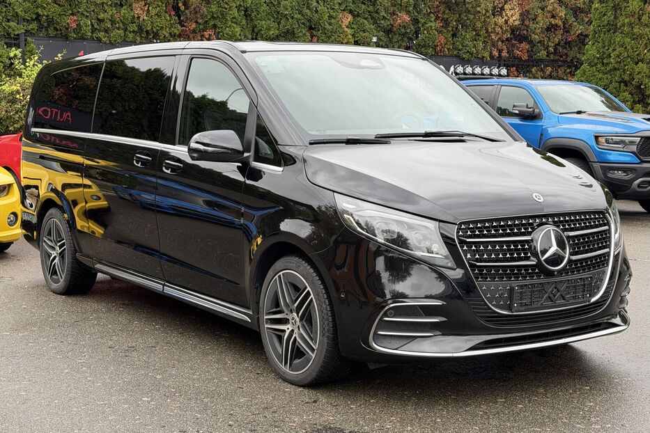 Продам Mercedes-Benz V-Class 300 AMG 2024 року у Києві