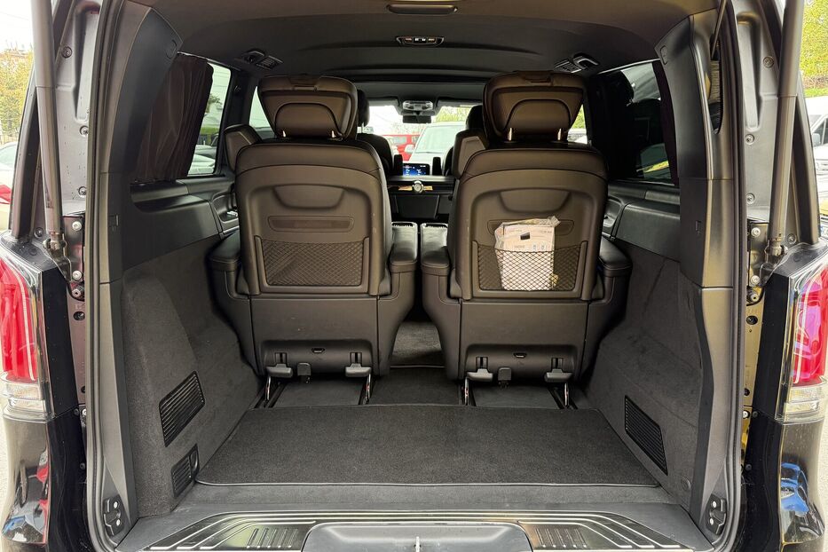 Продам Mercedes-Benz V-Class 300 AMG 2024 року у Києві