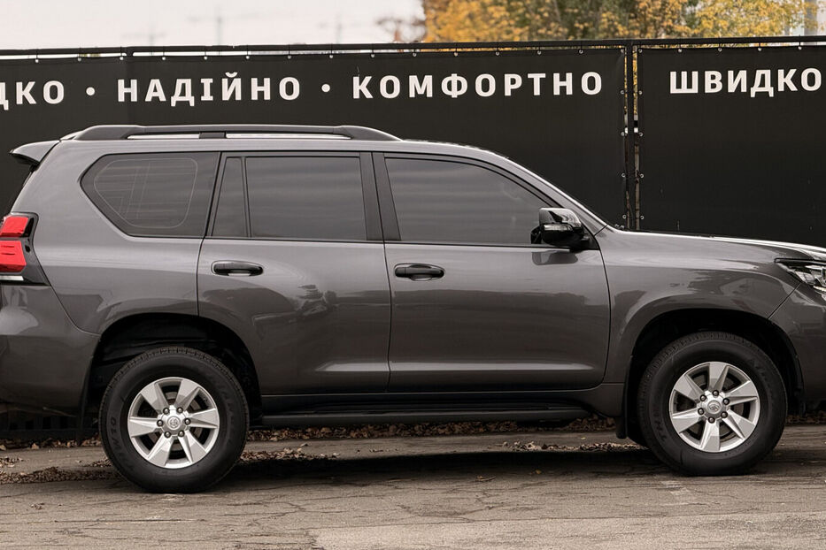 Продам Toyota Land Cruiser Prado 2.7 АТ (163 к.с.) 4WD 2019 року у Києві