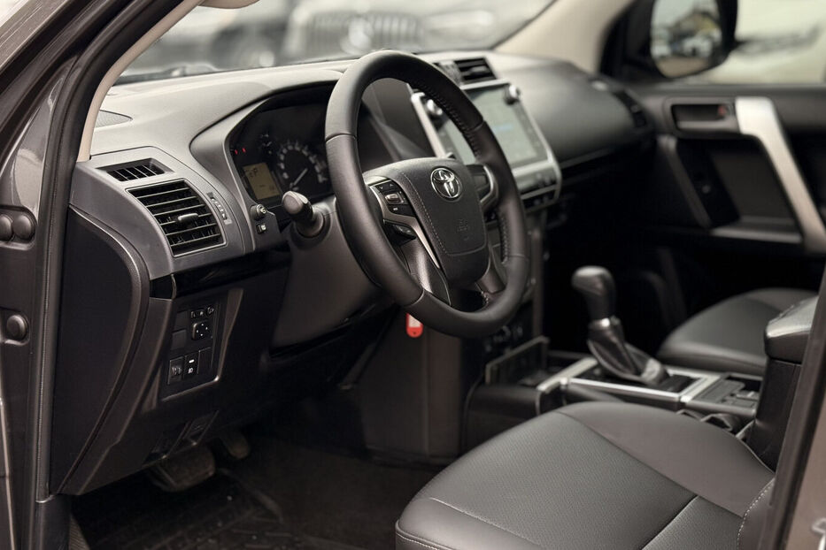 Продам Toyota Land Cruiser Prado 2.7 АТ (163 к.с.) 4WD 2019 року у Києві