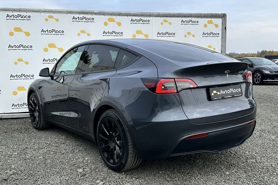Продам Tesla Model Y 82 квт 2023 року у Луцьку