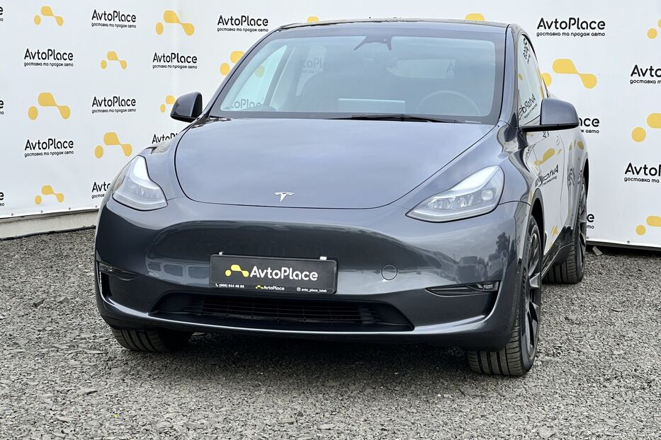 Продам Tesla Model Y 82 квт 2023 року у Луцьку